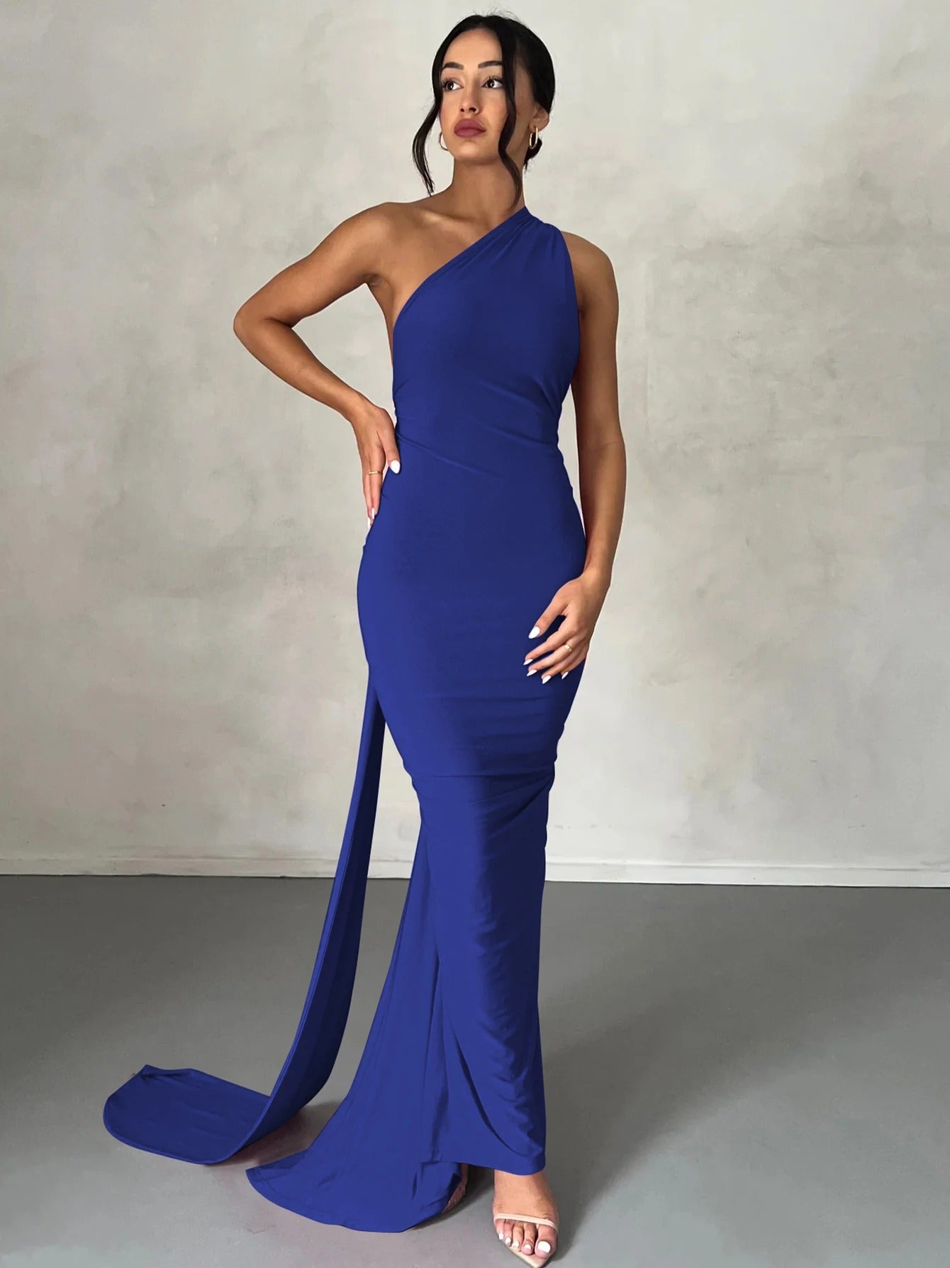 Hugcitar One Shoulder Backless Ruched Maxi Dress – Adjustable Scarf Loop Elegant Y2K Streetwear 2025